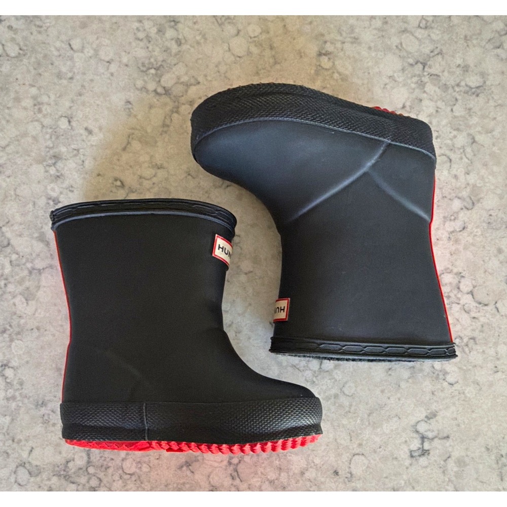 Hunter First Classic Unisex Kids Rubber Rain Boots Black/Red Pull-On US 5 UK 4